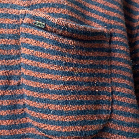 Obey Propaganda crew neck - Picture 2 of 5